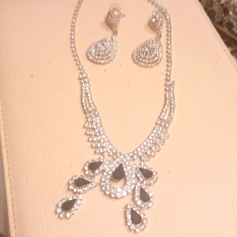 Rhinestone necklace with matching earrings